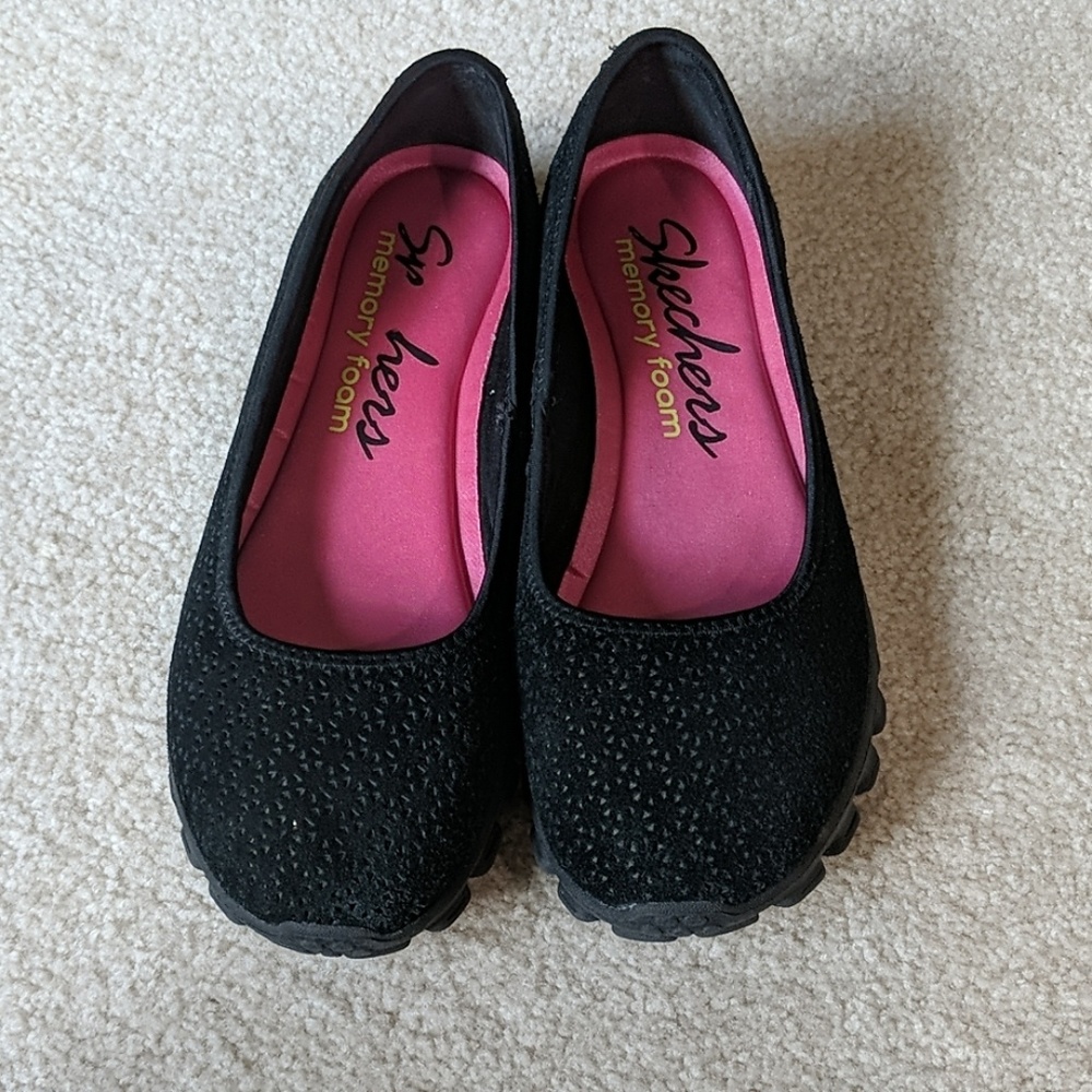 Skechers memory foam slip-on shoes, black, sz 8.5